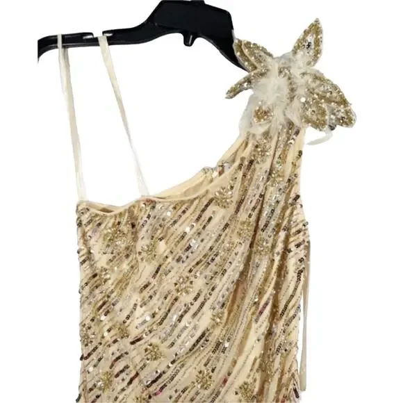MAC DUGGALGold Embellished Floral Detail One Shoulder Gown Size 8 NWT